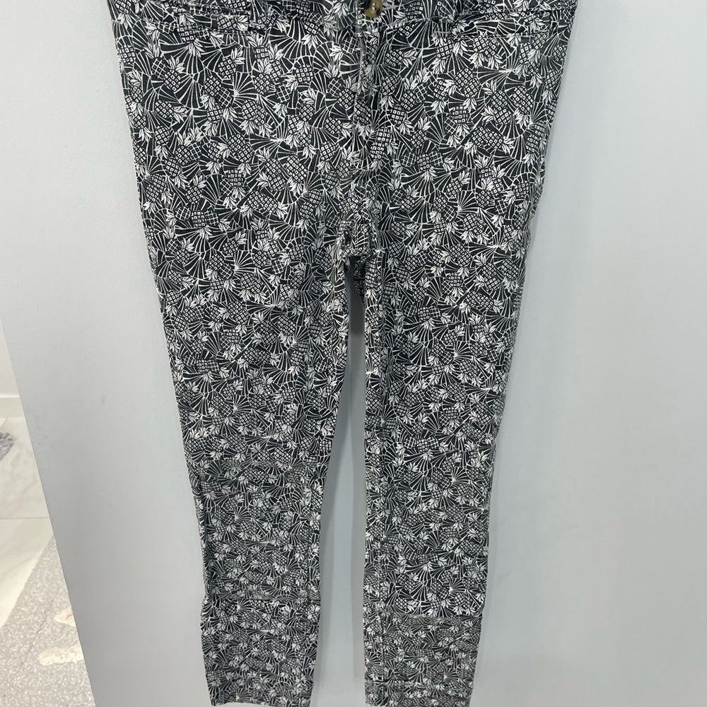 Anthropologie Black and White Leaf Pattern Pants